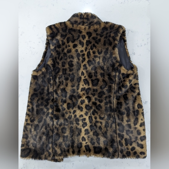 Donna Solyers Fabulous Furs Leopard Faux Fur Vest Excellent Condition! Size XS - Picture 3 of 4